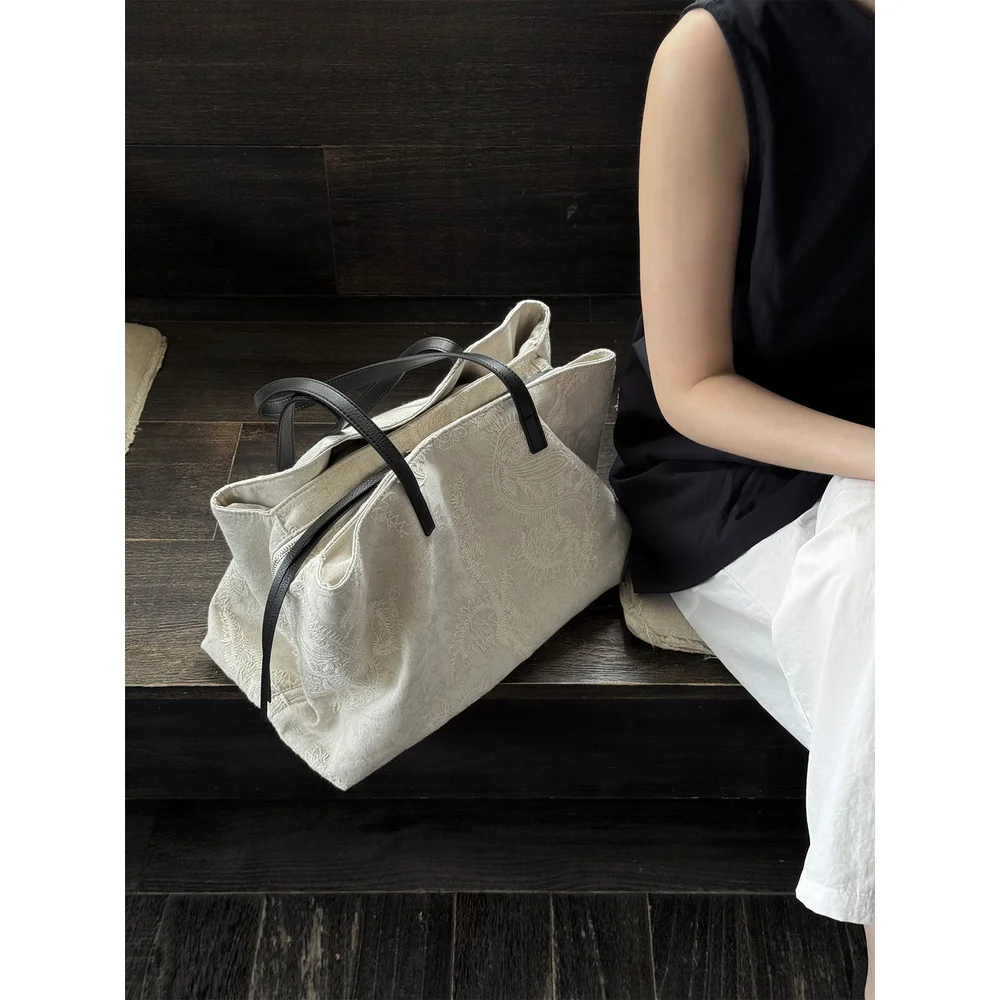 korean-style-large-capacity-embroidered-tote-bag-women's-bag-2026-new-loose-sensing-bag-linen-canvas-pillow-bag