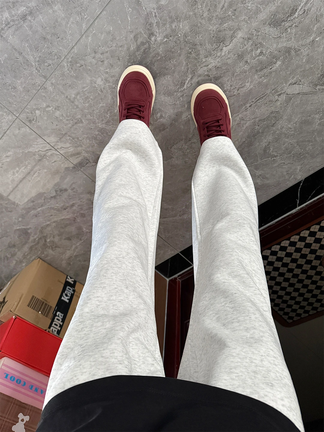 

ey White Floral Straight Leg Fitn Sports Pants Men's Autumn American Sle Casual Flared Pants Loose Fit Long Trousers
