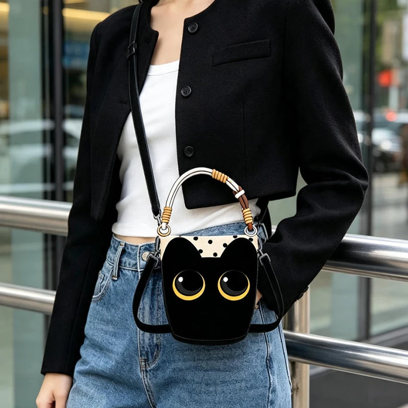 Gepunktete Cartoon-Katzen-Canvas-Umhängetasche, Niedliche Schwarze Kätzchen-Beuteltasche, Geräumige Casual-Shopper-Tragetasche – Detail 7