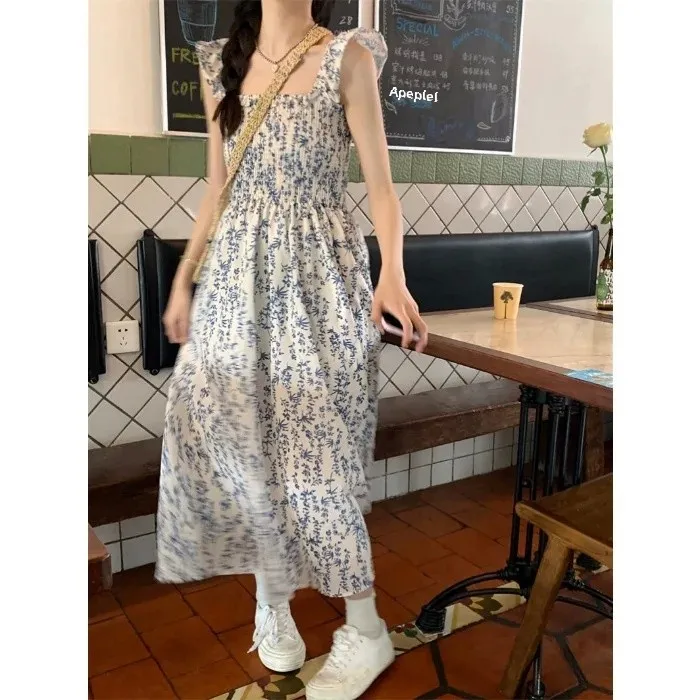 Sweet Floral Print Maxi Dress Women's Sleeveless Gown with Pleated Sleeves Waist-Cinching Strap Design Ideal for Summer Vacation