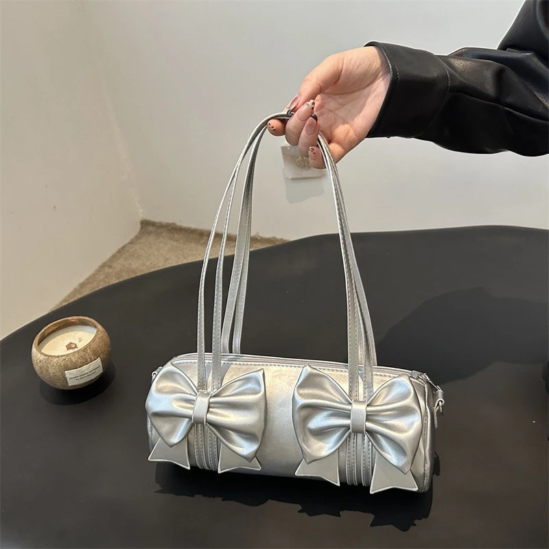 

2025 New Model Features Niche High-end Underarm Bag Trendy Bow Design Fashionable Women's Pillow Bag, and A Crossbody Handbag