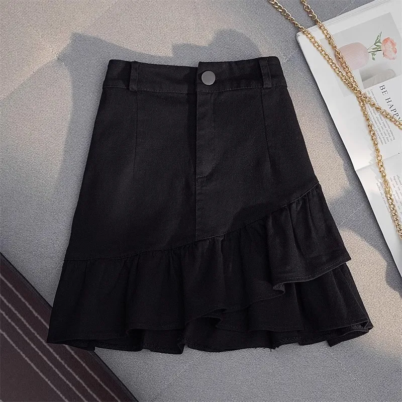 Women's High-Waisted Ruffled Mini Skirt, Solid Color Tiered A-Line Skirt with Button Closure, Casual & Cute Daily Wear view 3