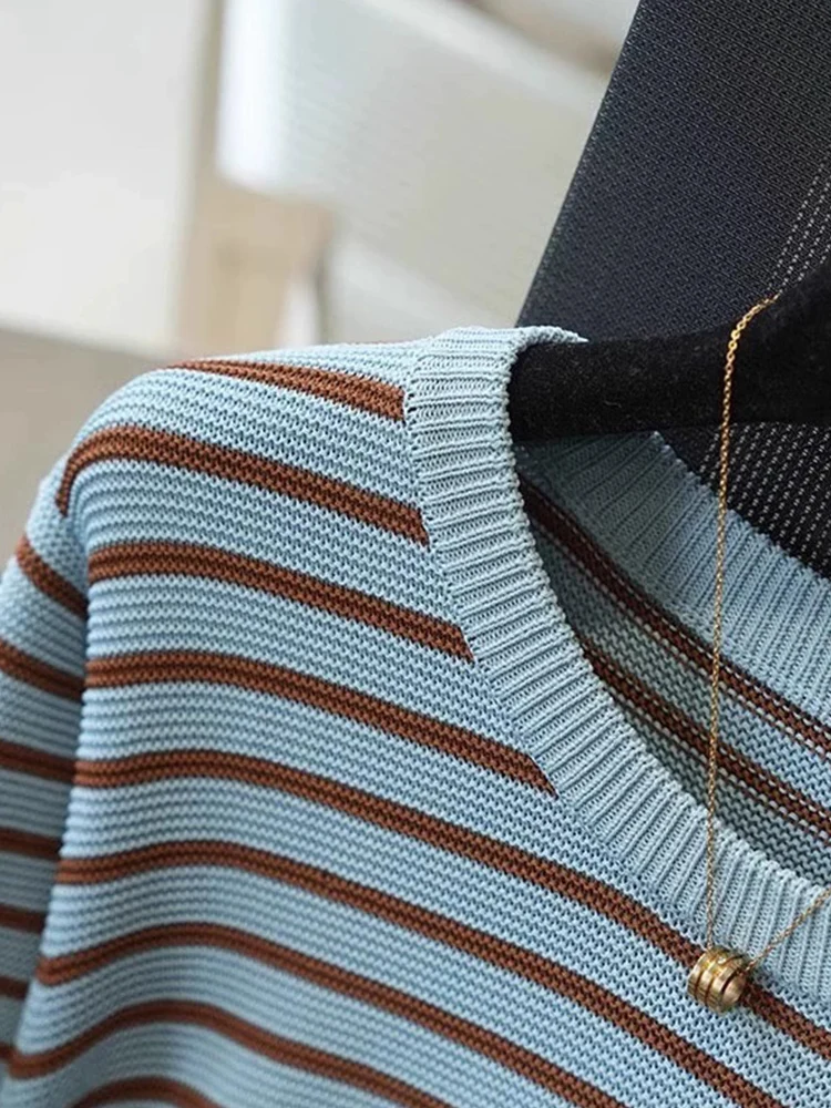 Summer 2026 Casual Loose Knitted Sweater Fashionable Striped Color Block Design Women's Top Commute Style round Neck Short Sl...