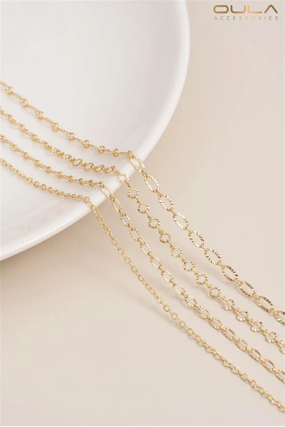 14K Gold-plated Long O-shaped Chain with Embossed Engraved Heart-patterns for DIY Jewelry Loose Chain