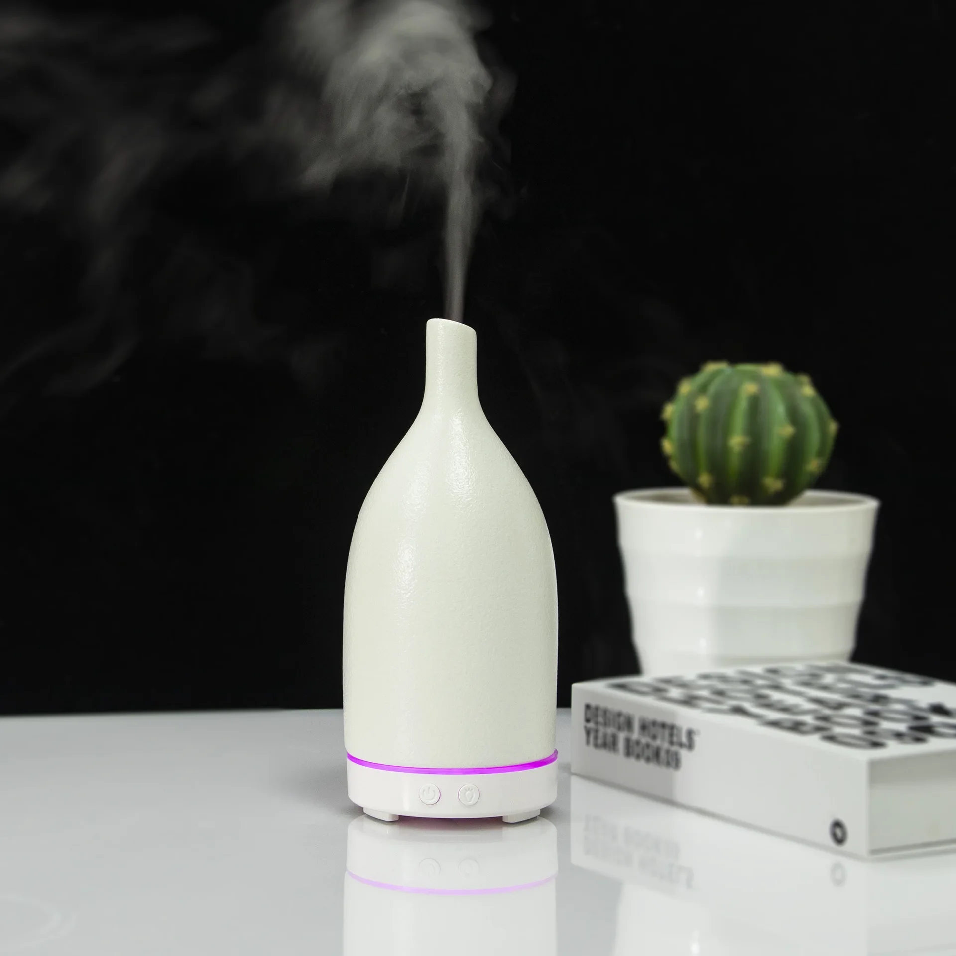 Ceramic Aromatherapy Machine Ultrasonic Humidifier USB Colorful Lamp Essential Oil Vase Humidifier Aromatherapy Machine 100ml