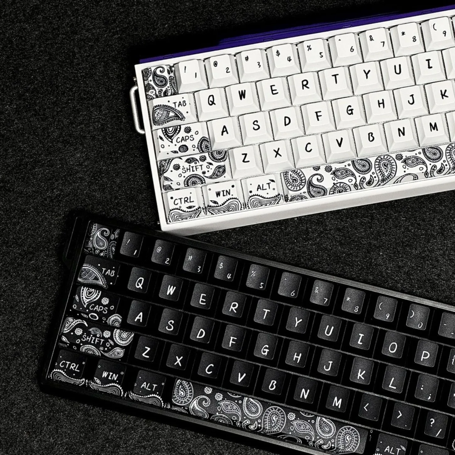 

Paisley Black White Keycaps Cherry Profile PBT 83 101 Keys Custom Keycap Set for Wooting 60HE 80HE Mechanical Magnetic Keyboard