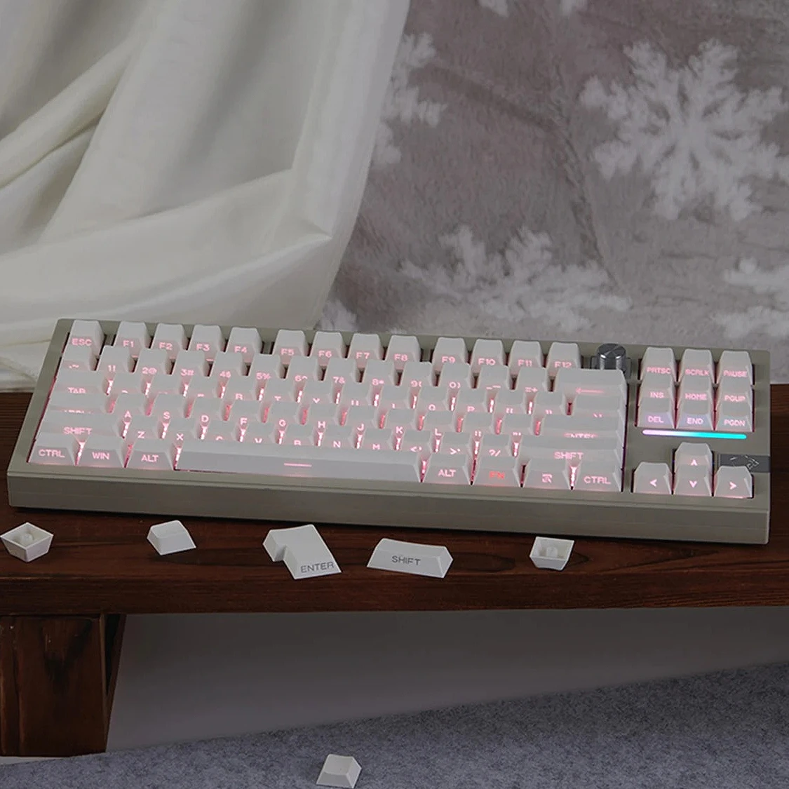 

White/black side light-transmitting keycap PBT factory-adapted wireless mechanical keyboard such as Wooting