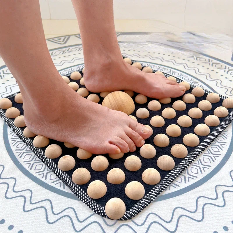 Solid Wood Foot Therapy Pad, Natural Massage Floor Mats, Family Health Feet Meridians and Acupoints Foot Massage Acupressure Mat