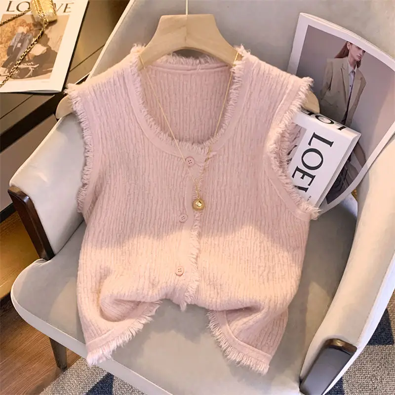 Knit Tops for Woman Round O Neck Winter Button Vest Women\'s Sweater Pink Crochet Y2k Fashion Korea Korean Luxury Jumper New In