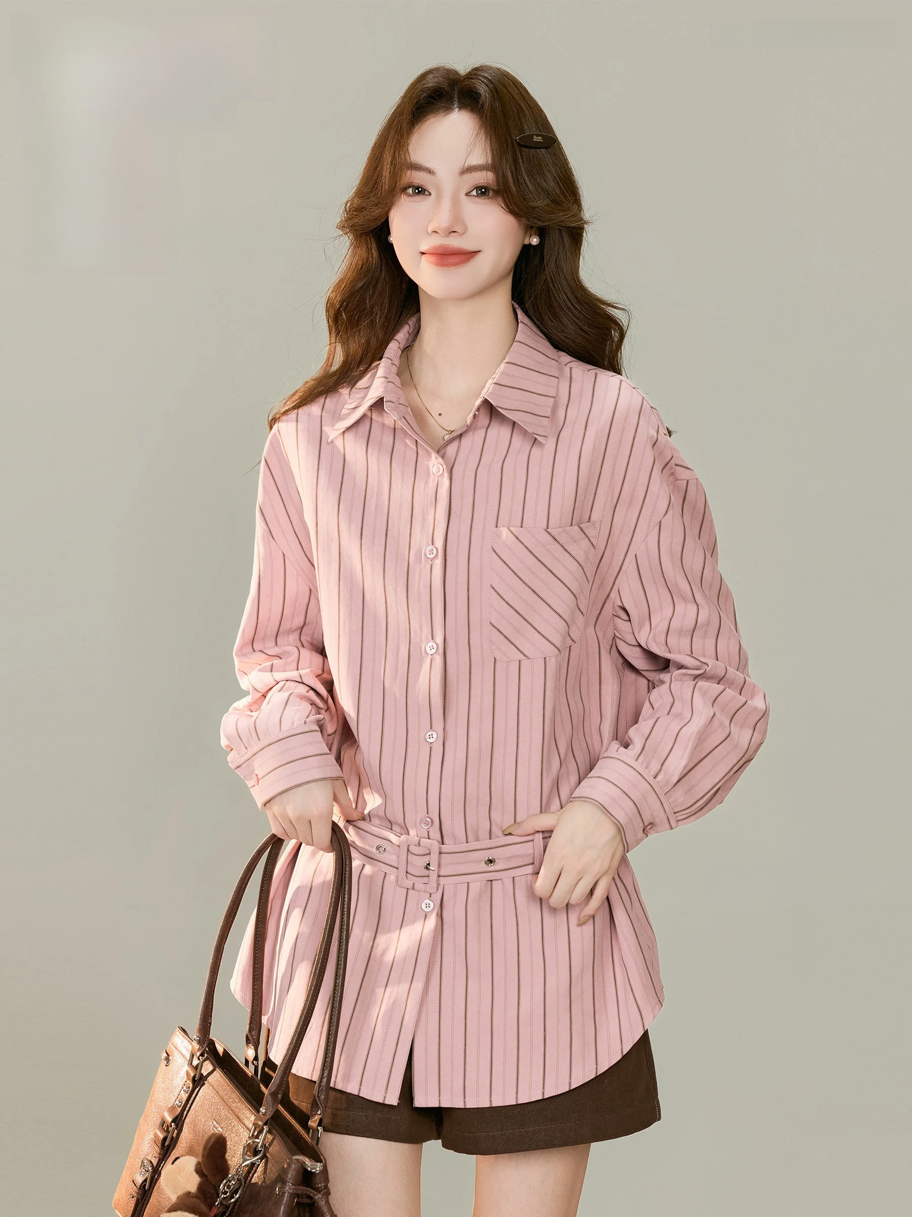 

Розовая полосатая повседневная свободная женская рубашка с длинным рукавом, осенне-зимняя новинка, стильный дизайн, модная, из полиэфирного волокна