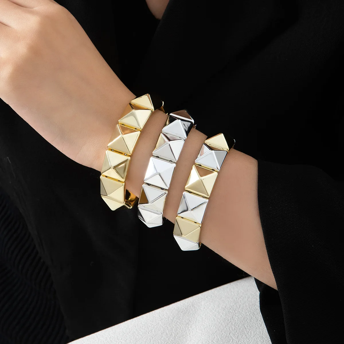 Wide-faced Gold and Silver Interspersed Rhombus Bracelet Light Luxury High-end Sense Fashion Temperament Jewelry Women