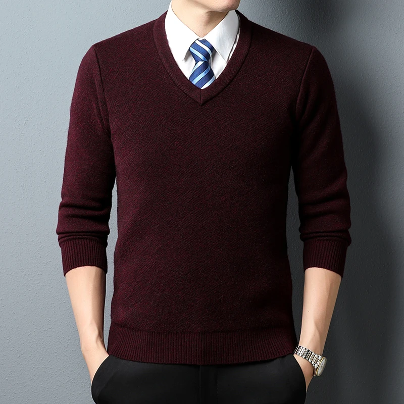 2023 New Men's Sweater Fashion Solid Color Warm Sweater Business Casual Heart Neckline Sweater