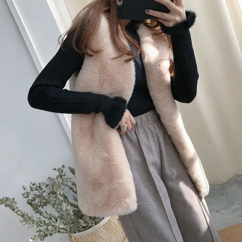 Winter Vest Women Casual V Neck Imitation Rabbit Fur Sleeveless Outwear Thicken Warm Open Stitch Garment Sleeveless Coat Jacket