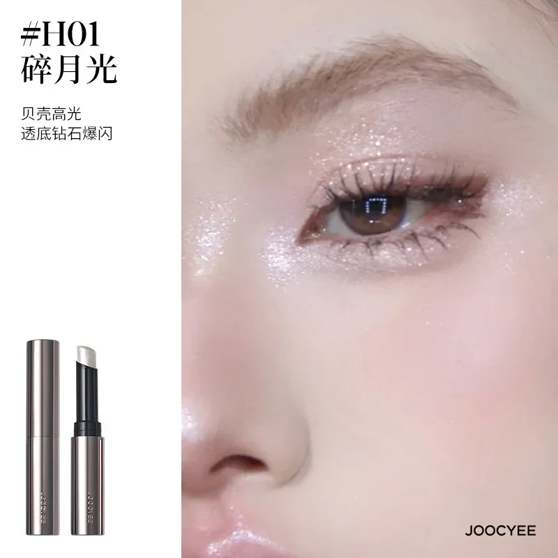 Joocyee Diamond Highlight Stick verheldert de ogen met een explosieve parelmoer oogschaduw