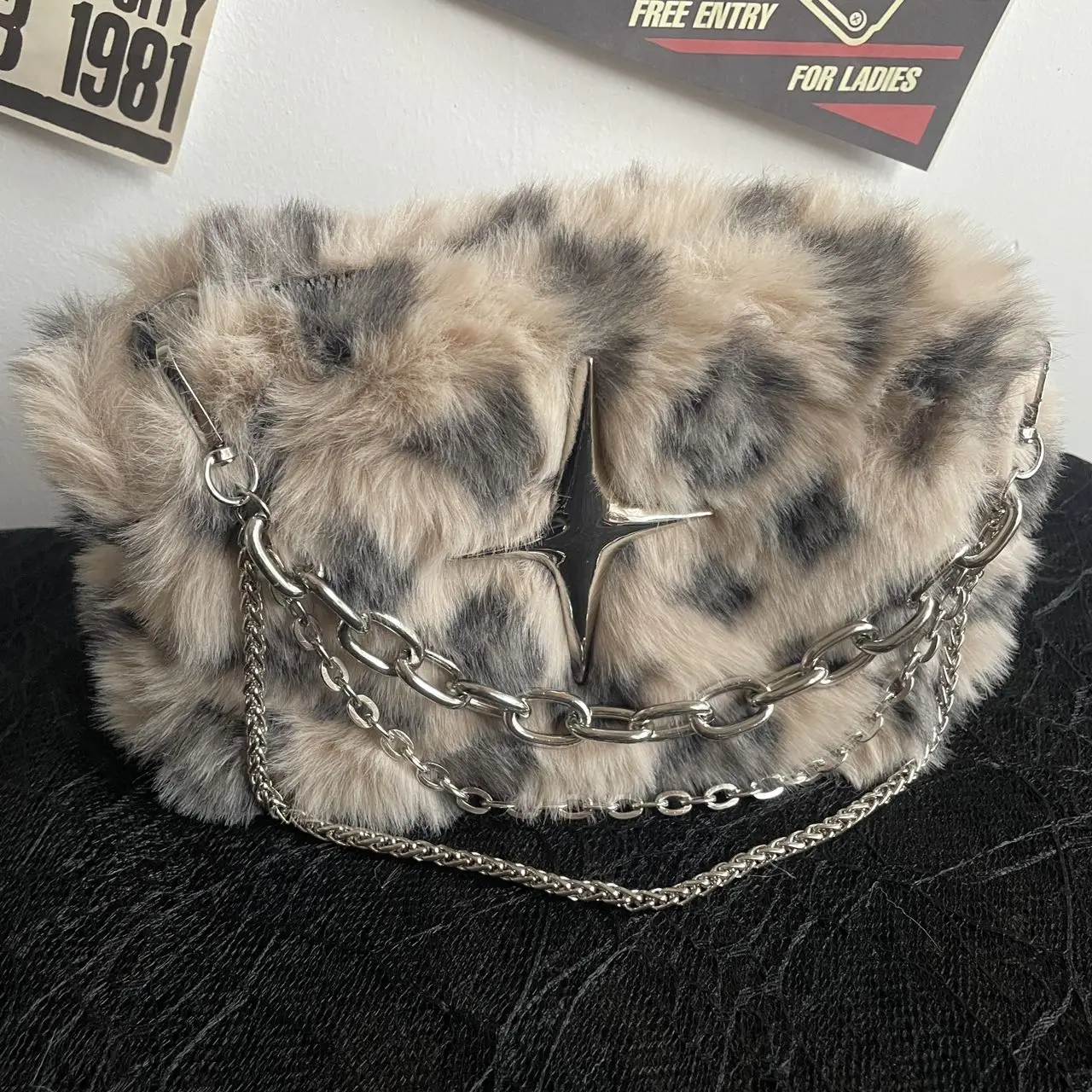 Leopard Print Versatile Handbags Gothic Punk Cross Decor Shoulder Bag Fashion Metal Chains Message Bags for Women