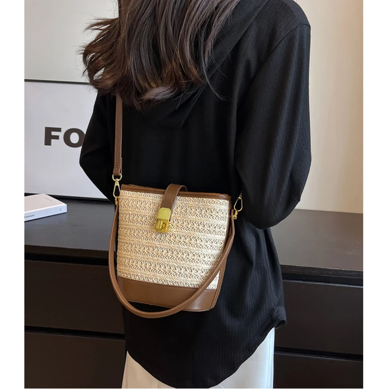 

Summer Women's Grass Woven Handbags Ladies Fashion Retro Woven Shoulder Bag Female Casual Tote Underarm Crossbody Bags for Lady