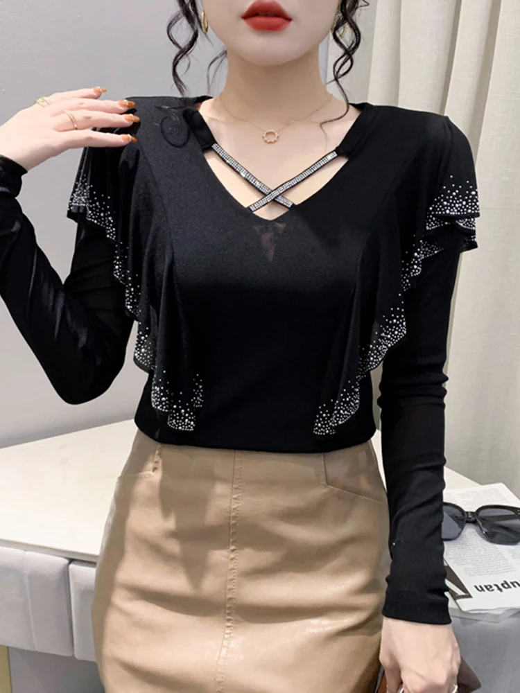 

Сексуальная женская футболка с V-образным вырезом, стразами и кружевной отделкой, приталенная, для весны и осени, в корейском стиле