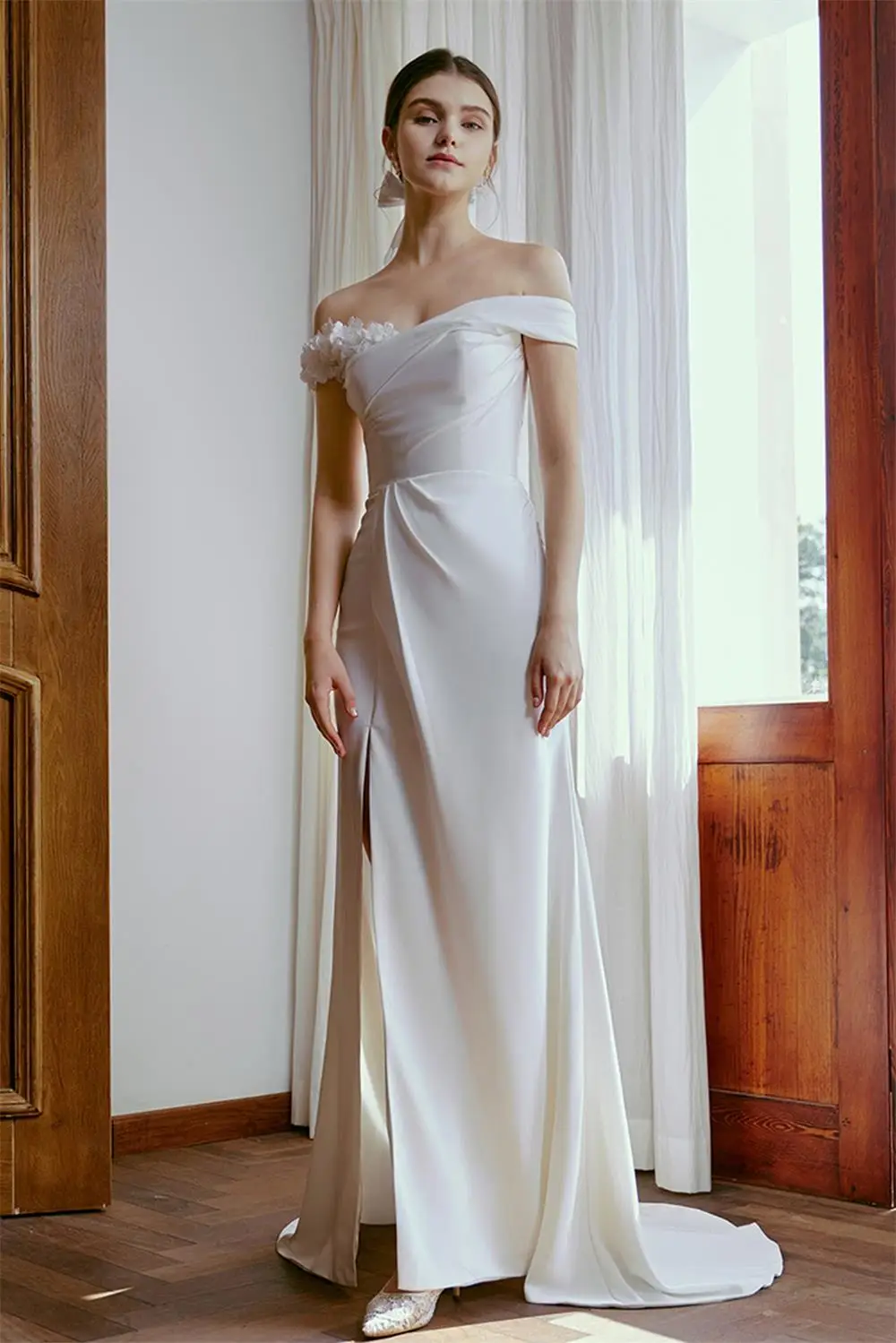 

Sheath Sweep-Brush Train Elastic Cloth Flowers Wedding Dresses Off The Shoulder Side Split Open Back Bridal Gowns