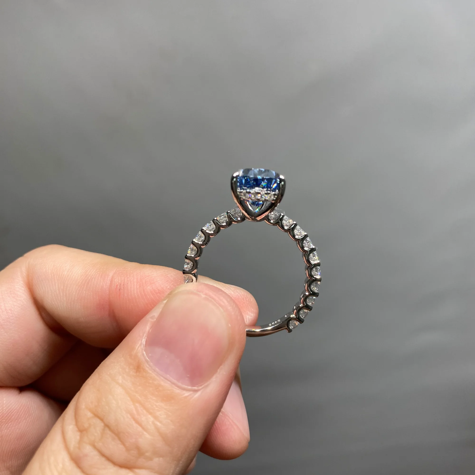 Anillo de pera de moissanita AUAOJEWEL, piedras preciosas azules, Plata de Ley 925, anillo de compromiso de oro de 14k y 18k para mujer, joyería, regalo de lujo