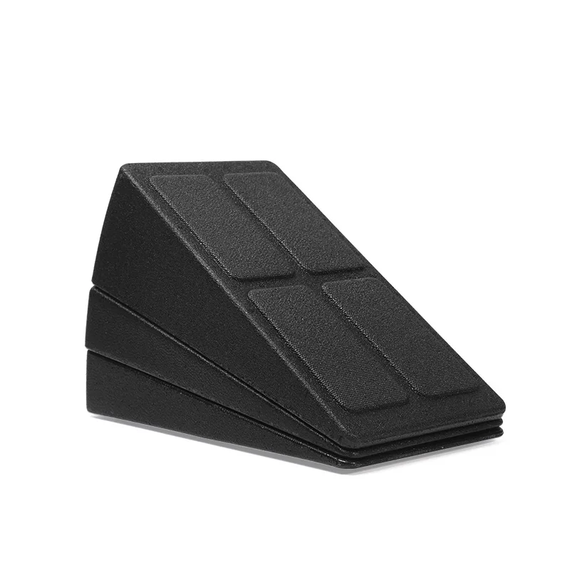 Variant: Black (Suit)