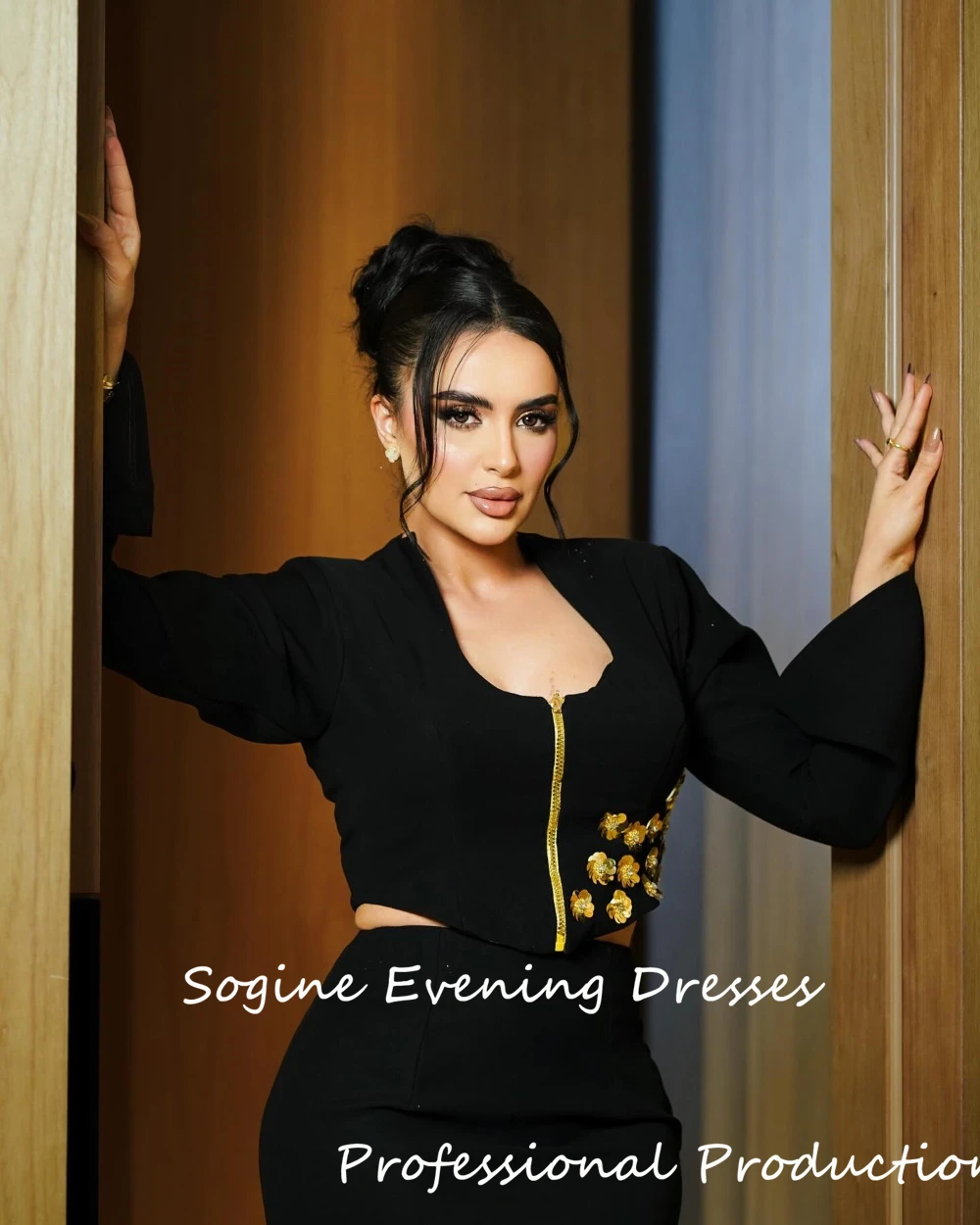 Czarne krepy sukienki na studniówkę z rozcięciem, unikatowe sukienki wieczorowe z długim rękawem, zdobione kwiatami z cekinów 3D, syrenie sukienki koktajlowe.