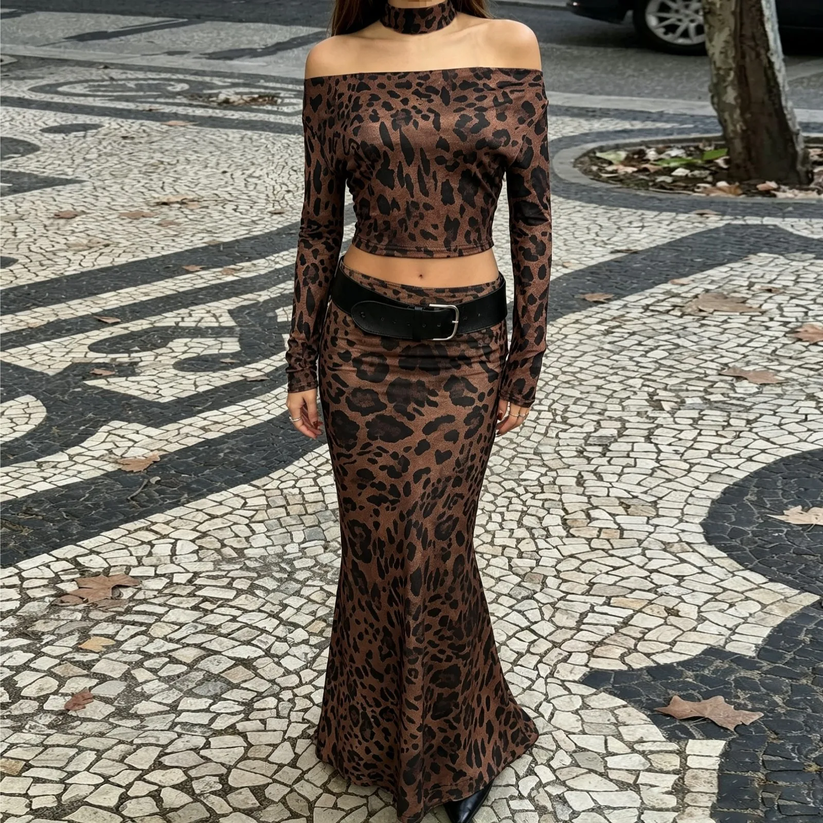Whisper Lumi Low Waist Bodycon Long Skirt And T-Shirt Set for Women with Long Sleeves in Leopard Print Fashionable Autumn Outfit