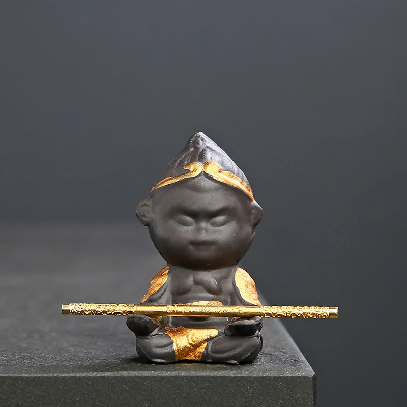 

Ceramic purple sand tea pet ornament boutique Sun Wukong Xiao Qitian Dasheng Kung Fu tea ceremony tea play car creative ceramics