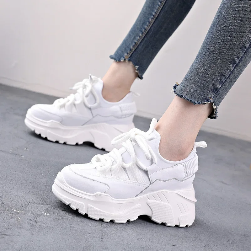 

Krasovki 8cm Streth Fabric PU Chunky Sneakers Wedge Platform Casual Sneakers Vulcanized Women Comfy Spring Genuine Autumn Shoes