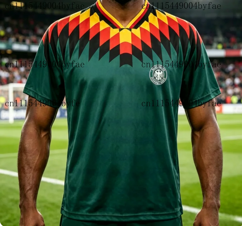 2026 Sommer-Trend Karierte Jacke - Deutsches Sportshirt - Universelles Freizeit-Sport-Kurzarm-T-Shirt Familien-Partnerlook