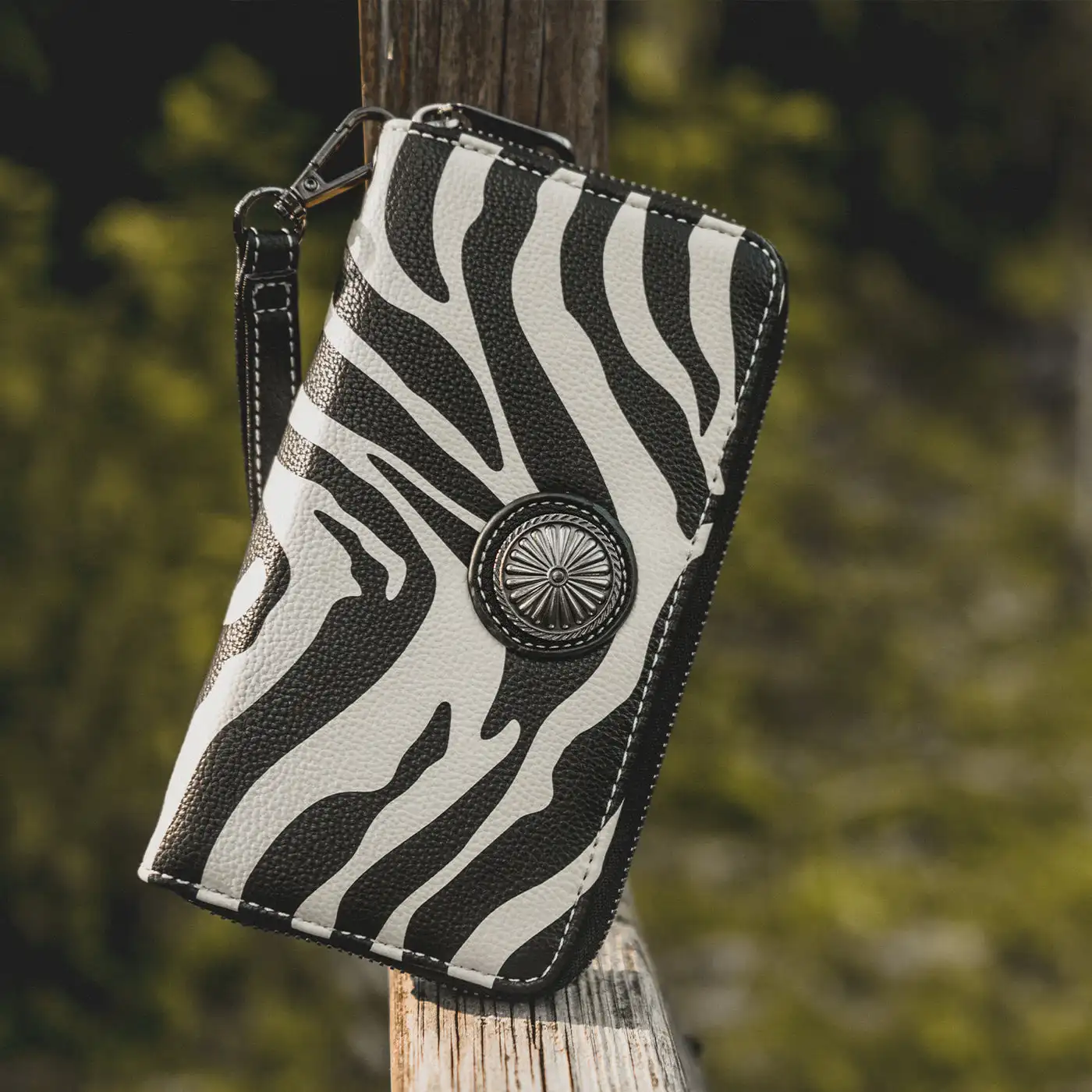 Pu Leather Women Wallets Women Purses Zebra Print Concho Wristlet Fashionable Card Bag Coin Purse