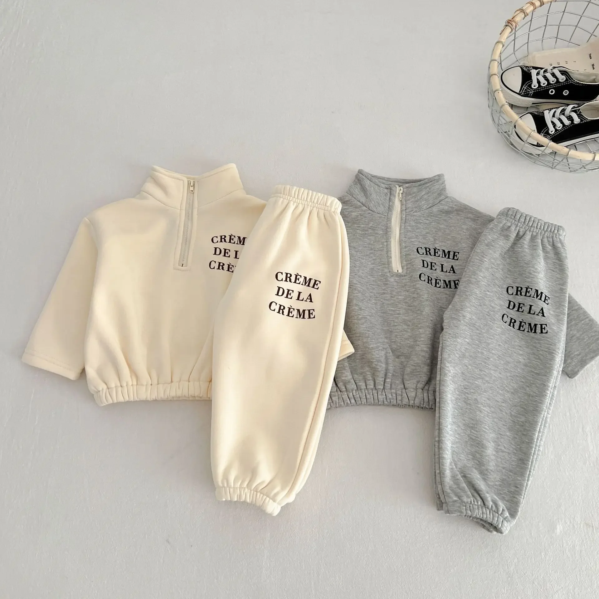 

Children Clothing Set Autumn Winter 2023 New Fashionable Korean Style Boys and Girls Fashion Letters Fleece Hoodie Two-piece Set