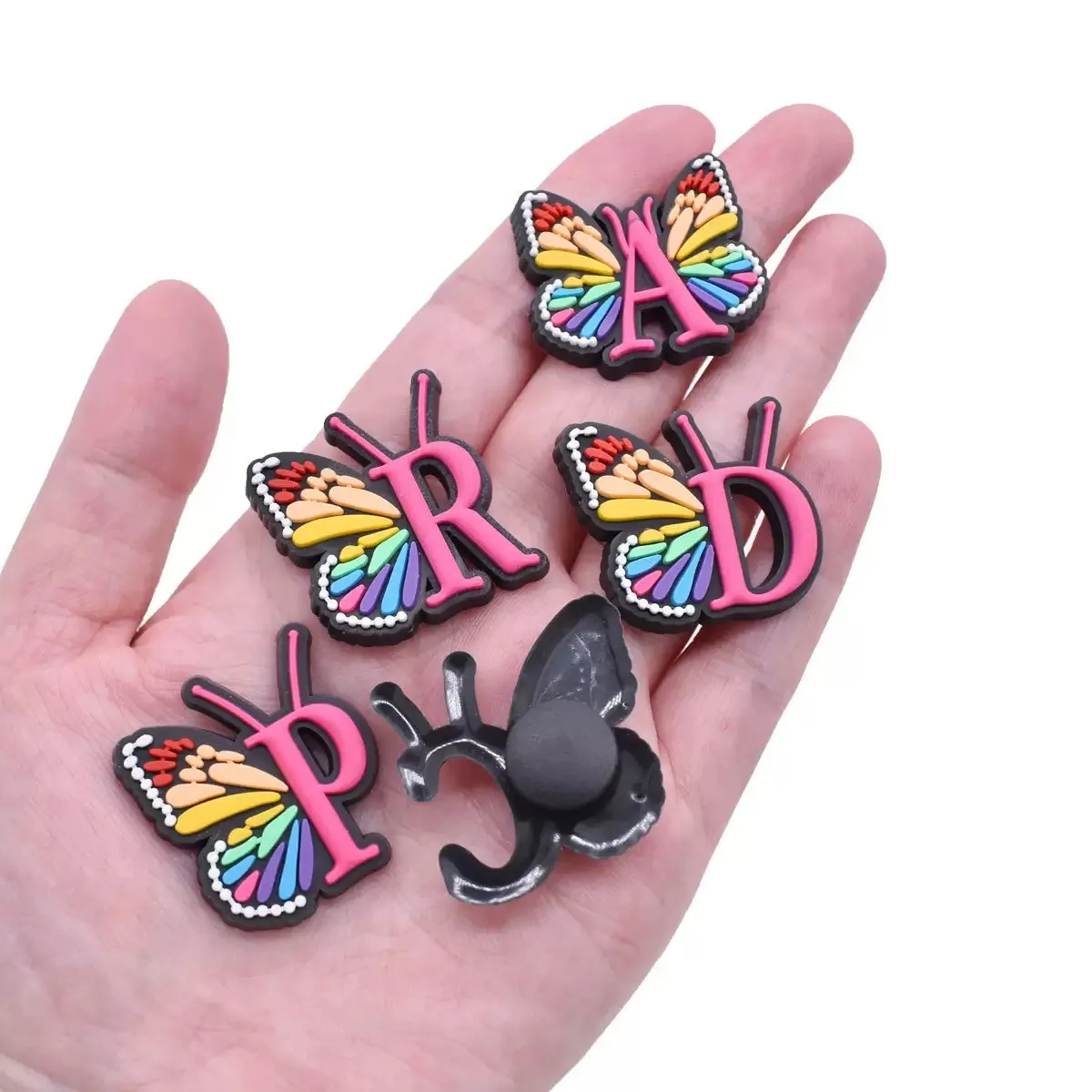 1/26Pcs Butterfly Alphabet PVC Shoe Buckle Charms English Letters Children Fashion Designer Decorations For Birthday Gifts