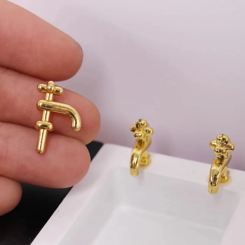 Mini Pocket-size Model Faucet Dollhouse Miniature Items Decoration Bathroom Sink Accessories Faucet 1:12 Doll House Accessories