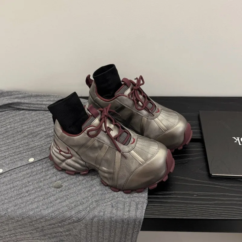 أحذية رياضية غير رسمية عصرية ومتعددة الاستخدامات للنساء للخريف والشتاء أحذية عصرية برباط لزيادة الارتفاع #5