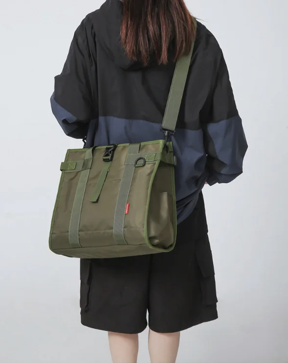 Men's Designer Waterproof Crossbody Bag Fashion Casual Shoulder Bags Student School bag Casual Totes Computer messenger bags sac