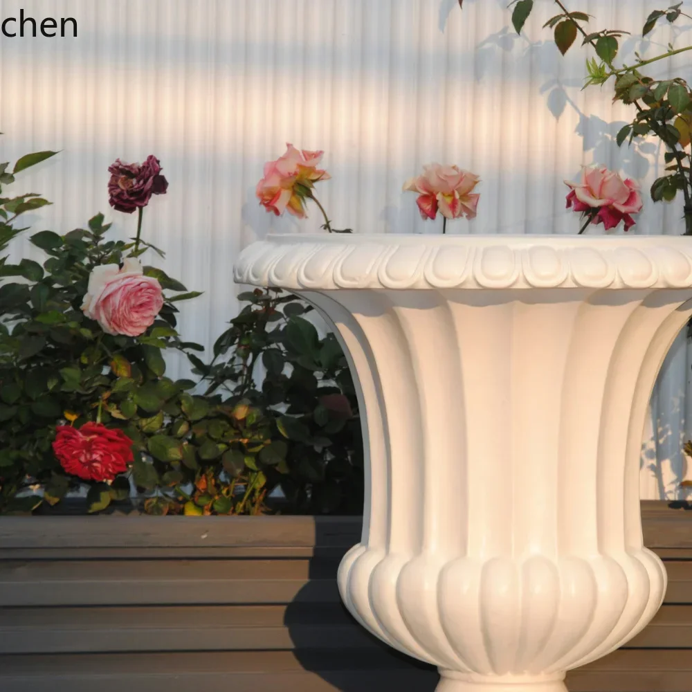 w28-  Fiberglass Large Flower Pot Villa Entrance Decoration Balcony Courtyard Simple Garden Ornament