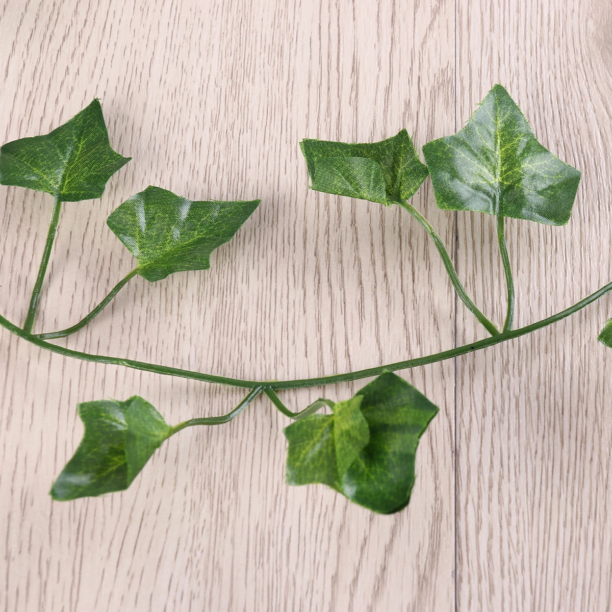

12 Pcs Artificial Vine Silk Vibrant Realistic Wedding Home Garden Office Decor Plants Hanging Foliage Easy Clean