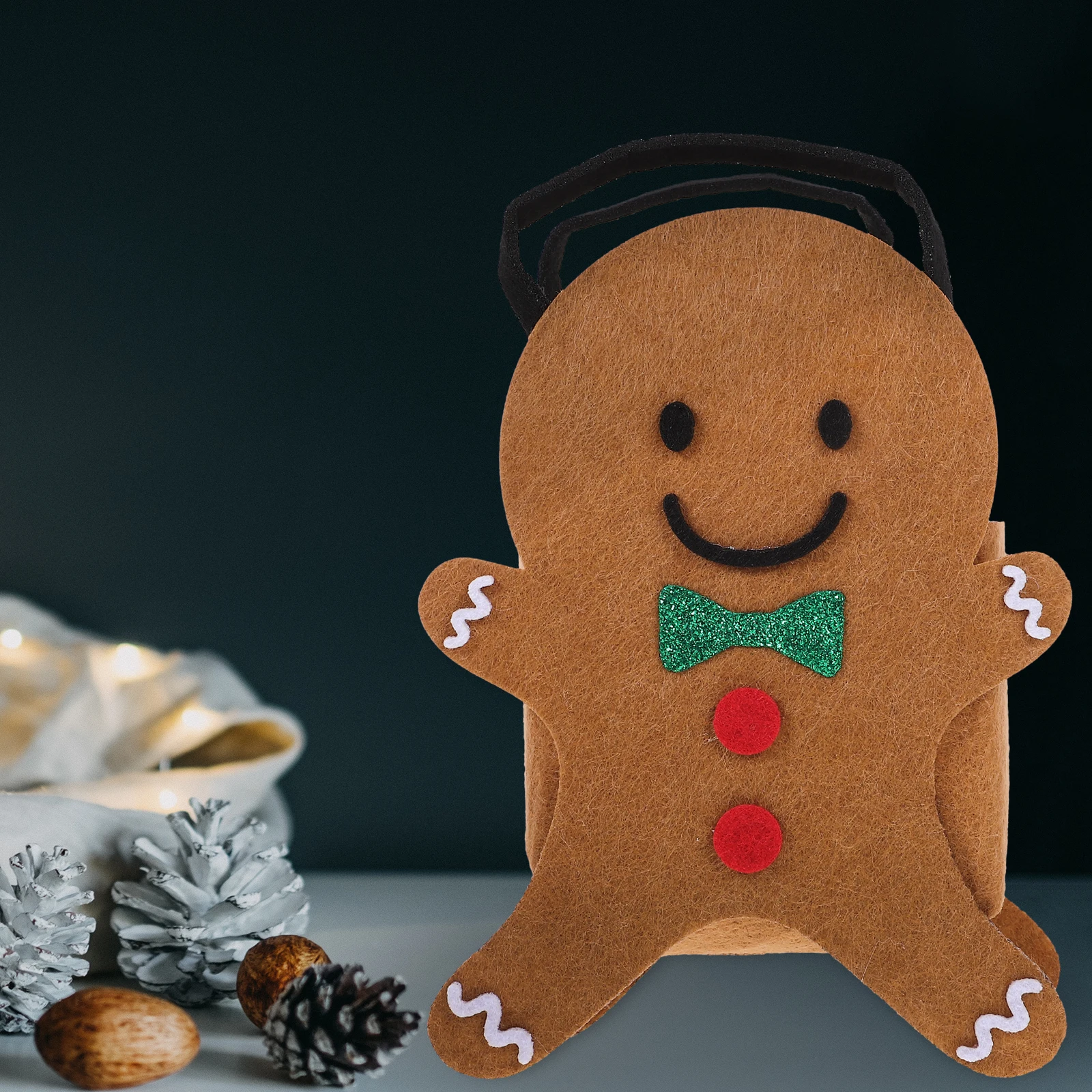 

4 Pcs Christmas Felt Tote Bags Large Gift Bulk Wrapping Presents Tree Gingerbread Holiday Decor