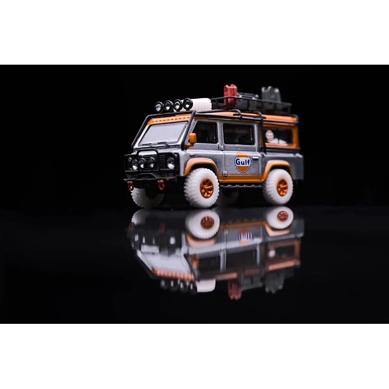 In Stock Master 1:64 Defender VAN Concept Gulf Complimentary Accessories Diecast Diorama Car Model Collection Miniature Toys