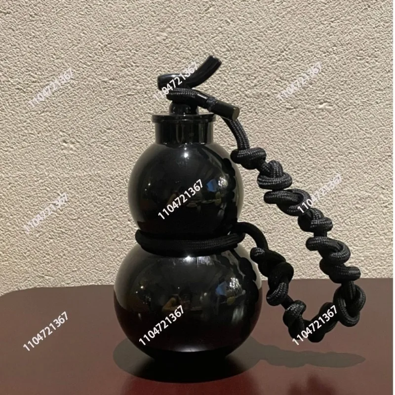 

Chinese Gourd Water Cup Large Capacity Personalized Cup High Temperature Resistant Sports Bottle 680ml