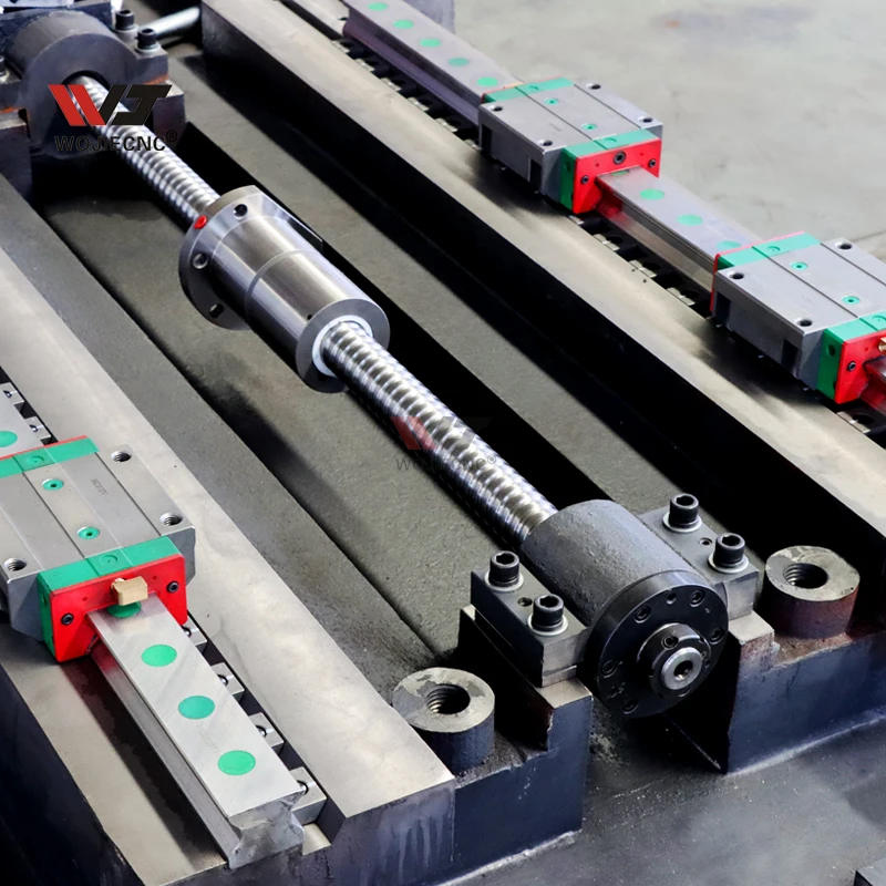 Price Discounts Automatic Vertical Milling Machine 5 Axis VMC1380 CNC Machining Center High Precision CNC Milling Machine