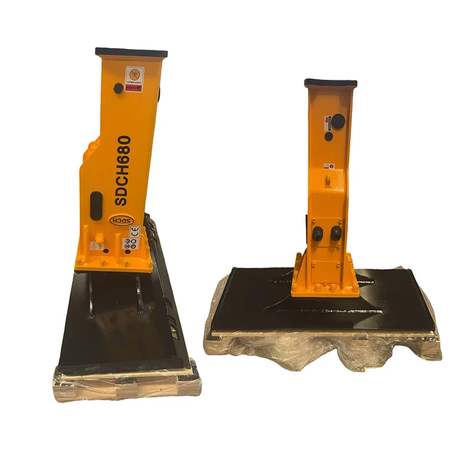SDCH680 Skid Steer Loader Hydraulic Rock Concrete Breaker Attachment, High Strength Demolition Tool For Road Construction