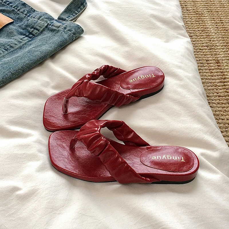 

Trendy Simple French Retro Pleated Herringbone Flip Flops for Women, Flat Toe-Post Sandals, Summer 2026 New Style