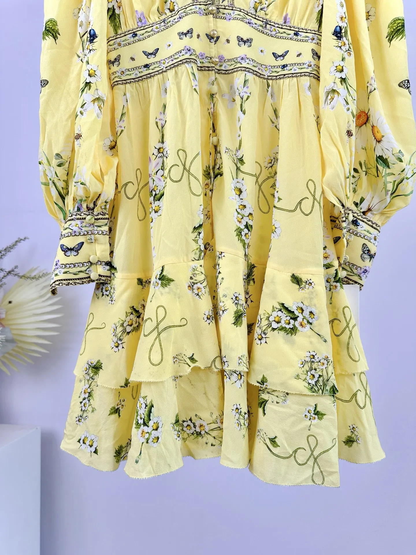 Robe superposée jaune pour femmes, imprimé floral, perles de cristal, col en v, manches longues, simple boutonnage, Mini Robe de vacances 100% soie