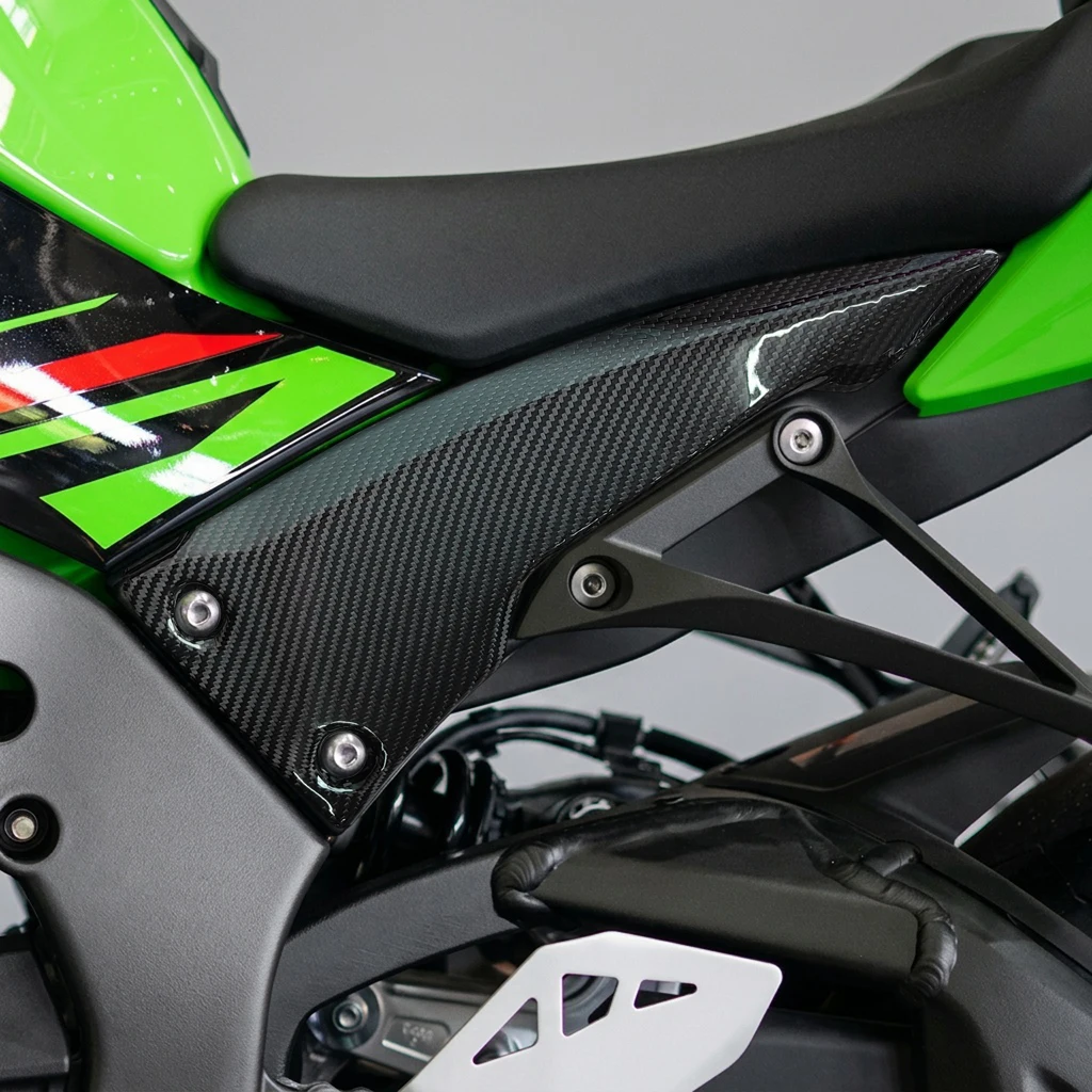 Carbon fiber motorcycle side fairing cover suitable for Kawasaki ZX-10R /SE/KRT 2015-2026 and ZX-10RR 2024-2026 6