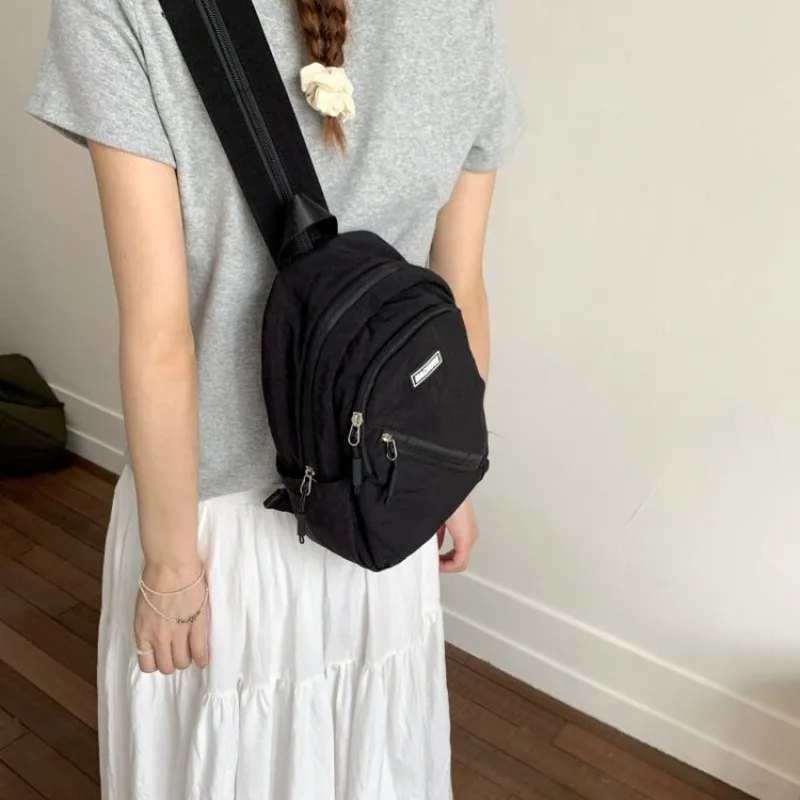 

Классическая стильная сумка-тоут для женщин, бестселлер, сумка-мессенджер через плечо, простая и уникальная сумочка, также может использоваться как практичная сумка для подгузников.