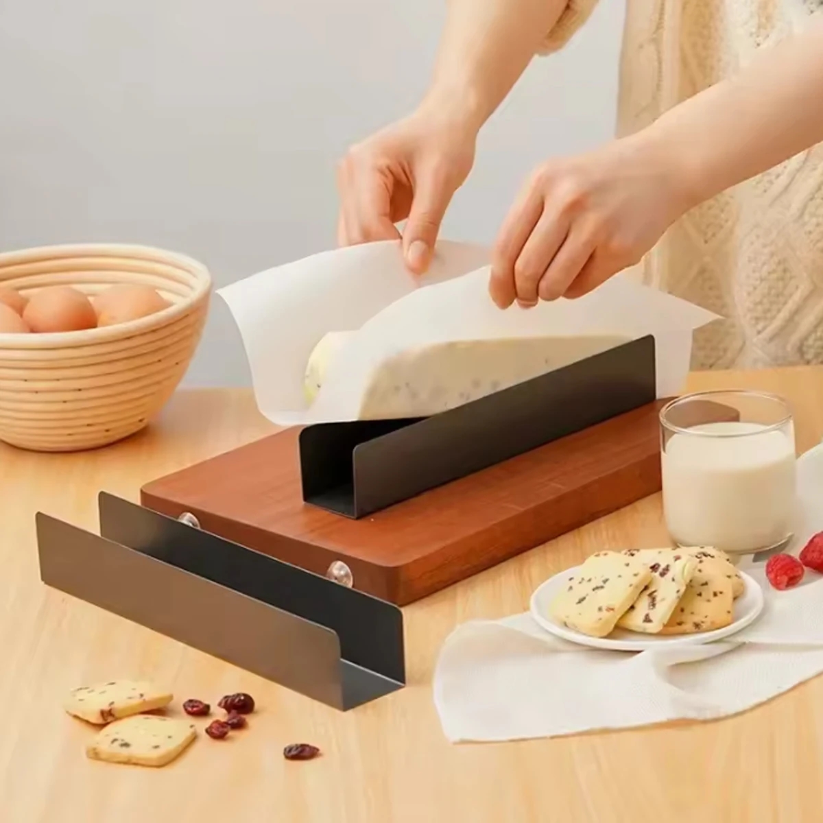 Non-stick Cranberry Cookie Mold Biscuit Cake Bread Mold Cookie Mold Carbon Steel Baguette Cranberry U-shaped Cookie Stencil Tool