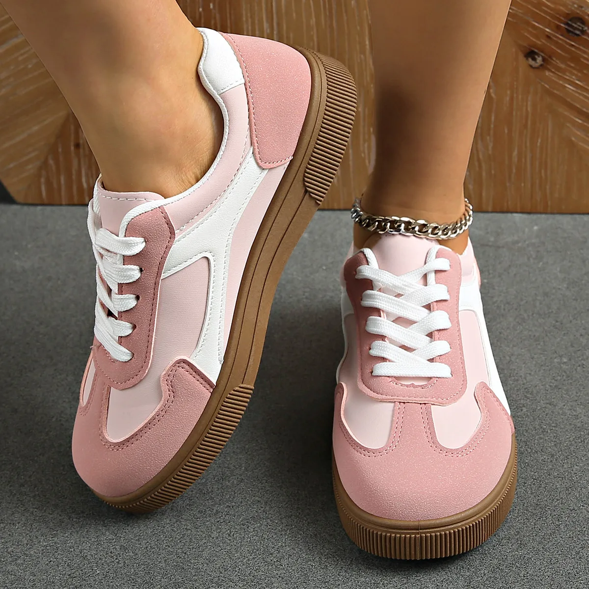 Large Size Slip-On Sports Shoes Anti-Slip Lightweight Casual Outdoor Wear Cross Buckle round Toe Rubber Outsole Breathable