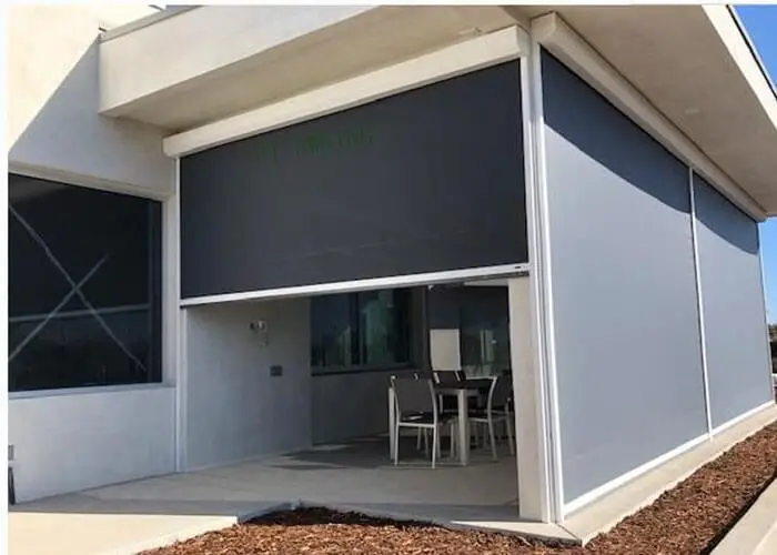 Motorized Outdoor Patio Shades Roll up Blinds for Porch Waterproof Work Smart Motor Remote Control Screen Sun