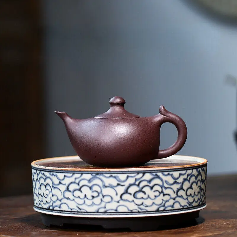

China Yixing Zisha Pottery Purple Clay Handmade 180cc Mesh Teapot
